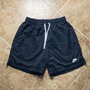 Nike woven short